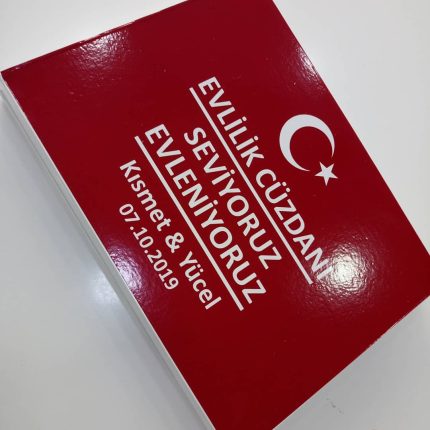 Evlilik Cüzdanı Temalı Madlen Çikolata
