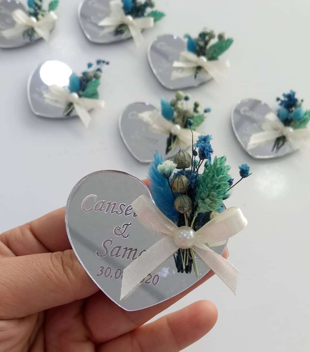 lorasivas_1598702155_2 Güllü Pleksi Kalp Nikah Şekeri