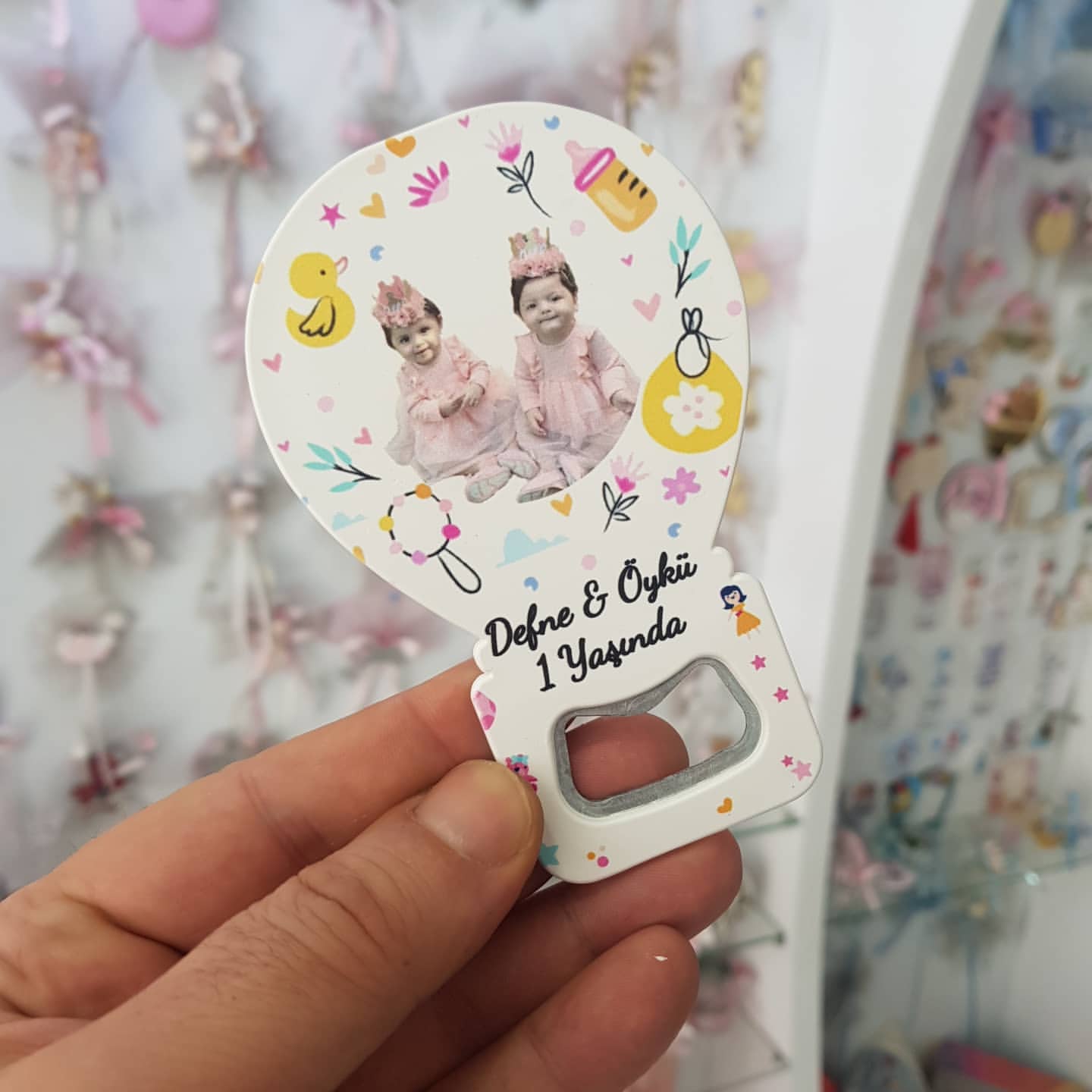 lorasivas_1632584953_1 Balon Açacak Magnet - Resimli Oyuncak Temalı