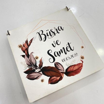 Bordo Çiçek Temalı Madlen Çikolata
