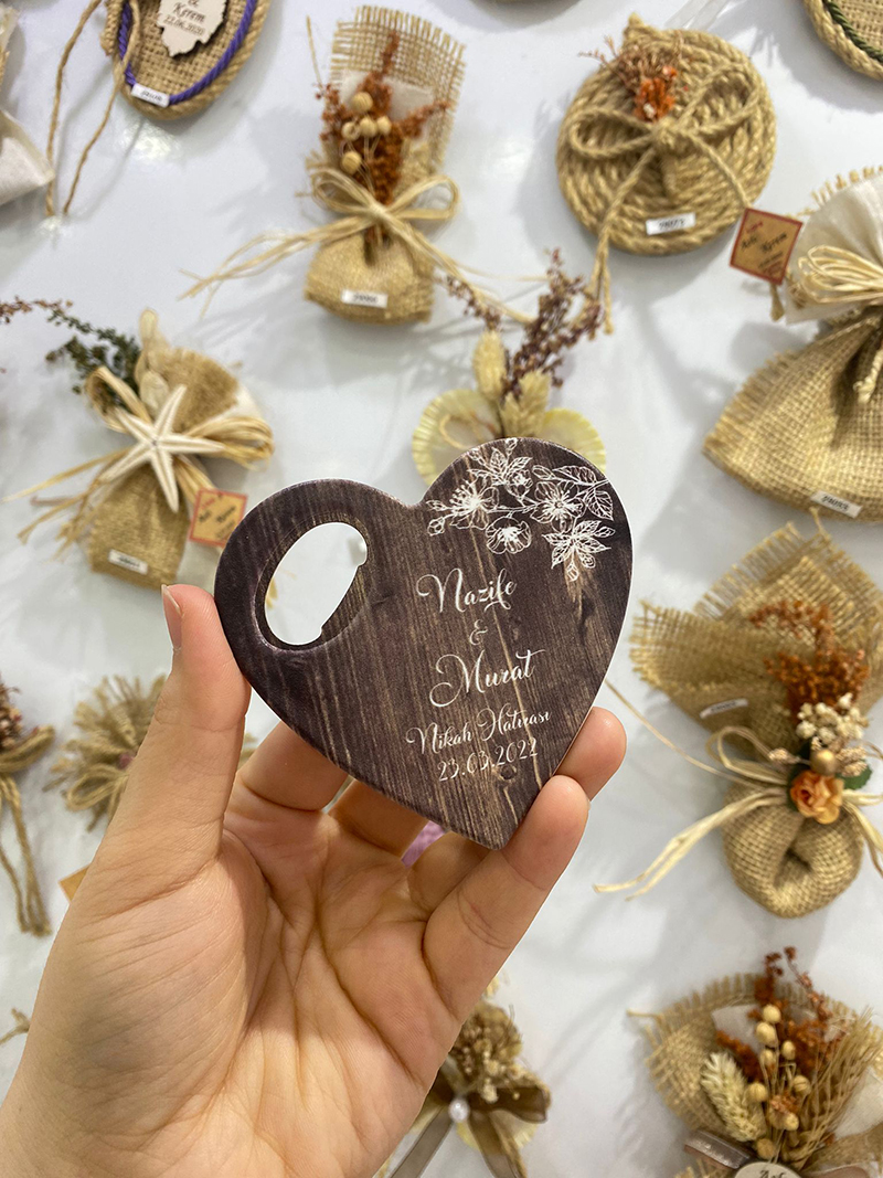 Kalp Açacak Magnet Kalp Açacak Magnet - Ahşap Temalı