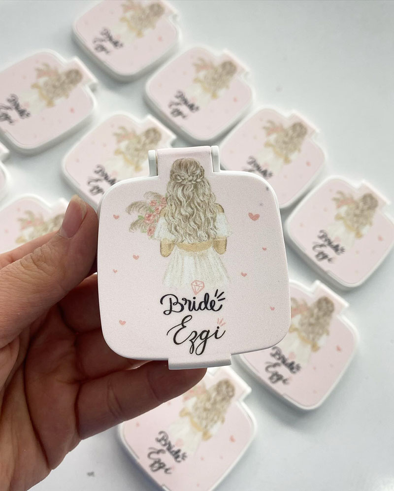 Bride Temalı Plastik Ayna Hediyelik Bride Temalı Plastik Ayna Hediyelik - Nikah Şekeri