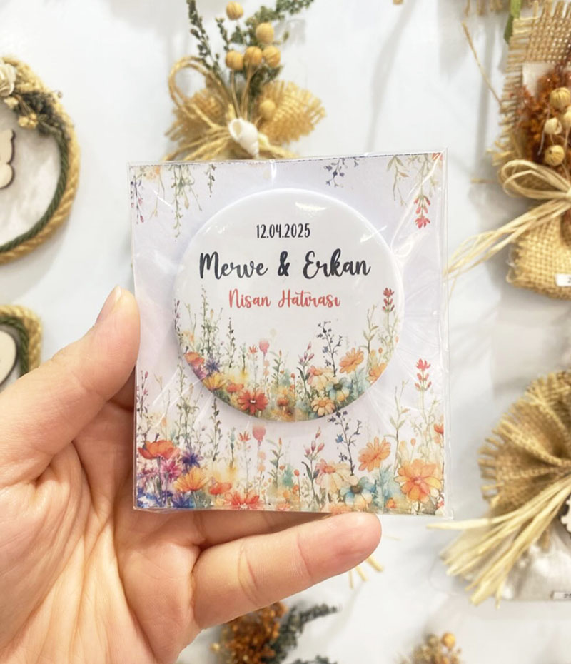 Buton Açacak Magnet Çiçek Temalı Buton Açacak Magnet