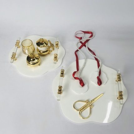 Söz Nişan Tepsisi Seti – Pleksi Gold Detaylı Yüzük Tepsisi ve Makaslı Kurdela Seti