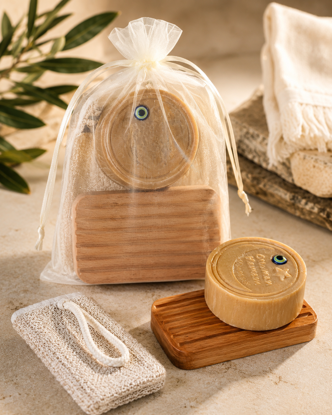 a9d40744-81fd-49e1-8b21-98e3c9615045 Ottoman Hamam Sabun + Kese + Ahşap Sabunluk Seti